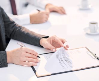Rédiger ses documents juridiques RH avec l’IA